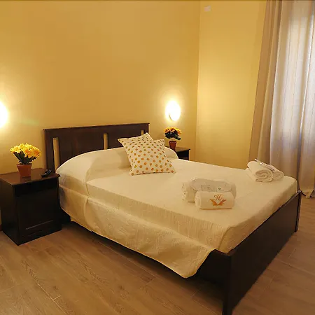 Golden Hotel