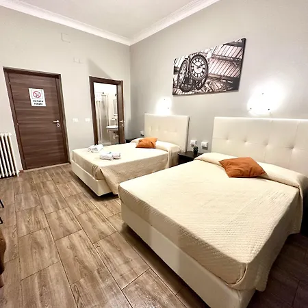 Golden Hotel 3*