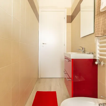 Alessia's Flat- M3 Corvetto * Milano