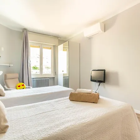 Daire Alessia's Flat - Michetti