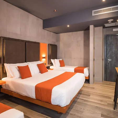Hotel J24