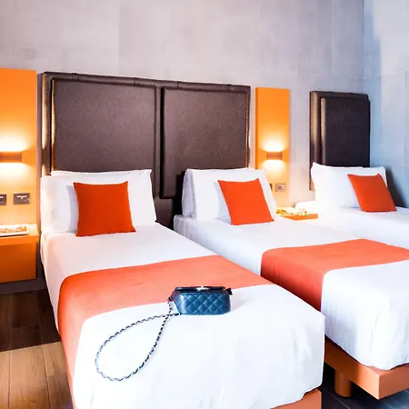 J24 Hotel 4*