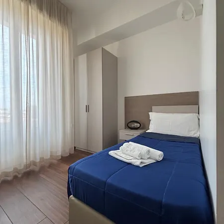 Enjoy Skyline Vendégház Milánó