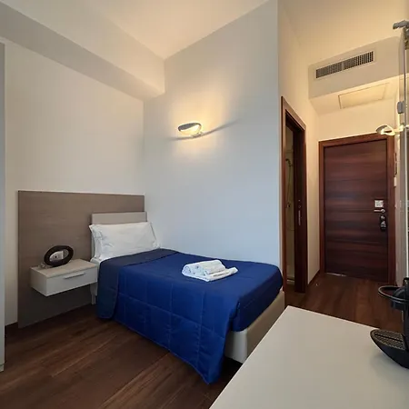 Πανσιόν Enjoy Skyline