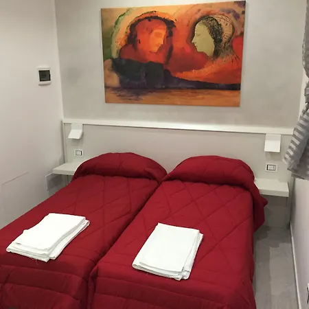 Picaflor Art & 3* Milan