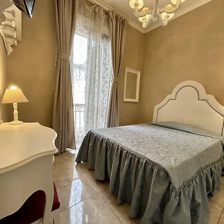 Boutique Calais - Washington Hotel *