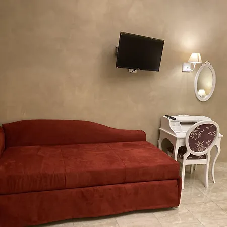 Boutique Calais - Washington Milan