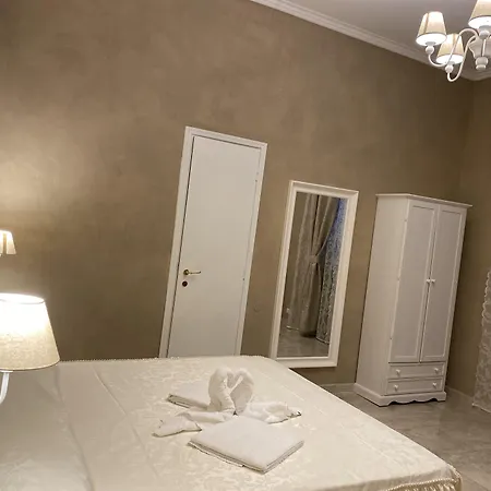 Boutique Calais - Washington Milan
