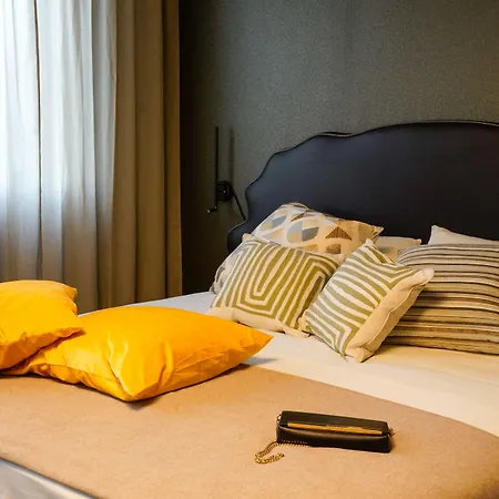 Bob W Ticinese 4* Milano