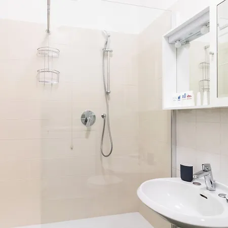 Apartment Italianway Easy - Palazzi 6 *