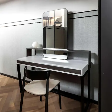 Отель Palazzo Touring Club Milan, A Radisson Collection 5*