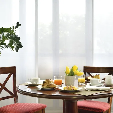 Hotel Atahotel Quark