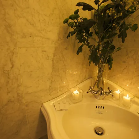 Dhomes - And Apartamento