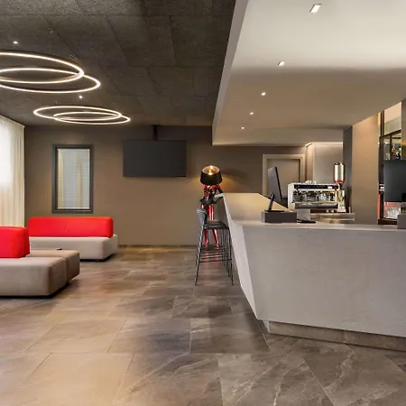 Amedia Milan, Trademark Collection By Wyndham Hotel 4*