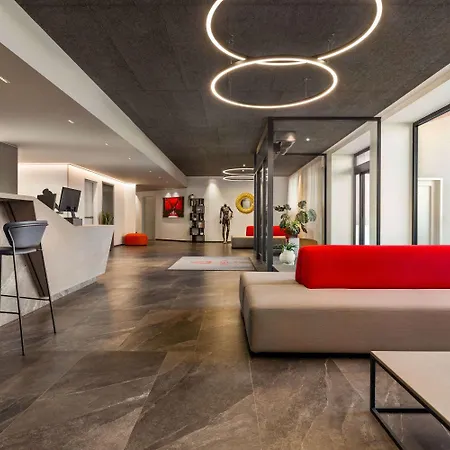 Amedia Milan, Trademark Collection By Wyndham 호텔 4*