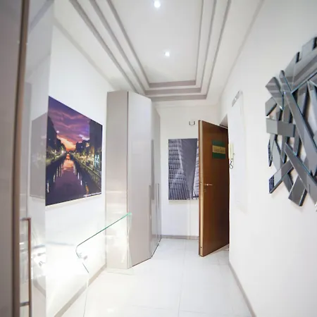 Imhome - Cadorna House Affittacamere 4*