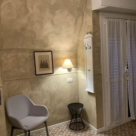 Giovanna Citylife Hotel