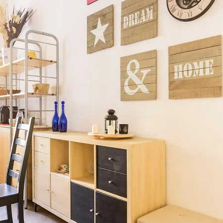 Apartament Sarti Master Guest Mediolan