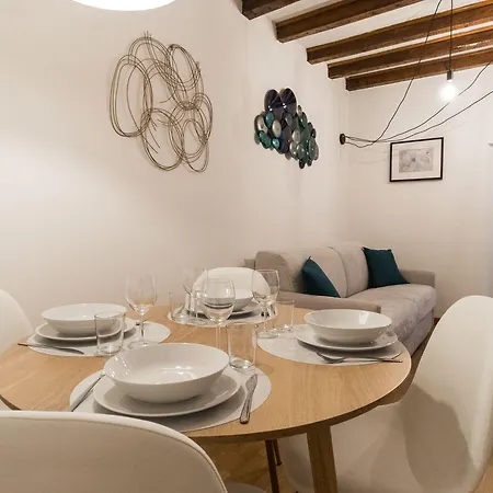 Italianway Easy - Tadino 13 Milán