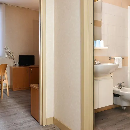 Cimarosa 4* Milánó