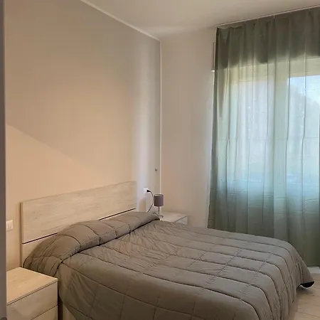 Shining House In Apartment Milan