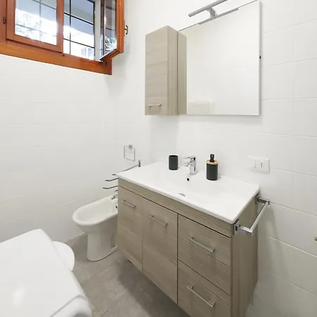 דירה Flat Number 11 מילאנו