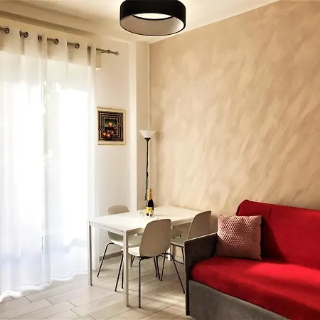 דירה Lovely 2 With Small Garden מילאנו