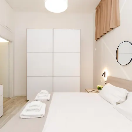 Vivimihome - Duomo Cioffi House דירה מילאנו