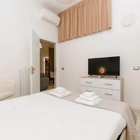 Vivimihome - Duomo Cioffi House דירה