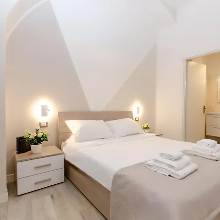 Lägenhet Vivimihome - Duomo Cioffi House Milano