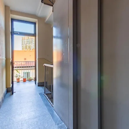 The Metropolitan Cozy Near Duomo + Wifi * Milano