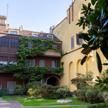 Apartment Cuore Di Brera, Luxury Oasis *