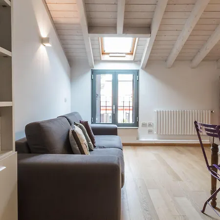 Italianway Easy - Savona 108 Milán