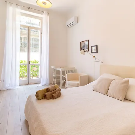 Appartement Alessia's Flat Crocetta M3 *