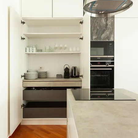 شقة Easyhomes-madonnina View