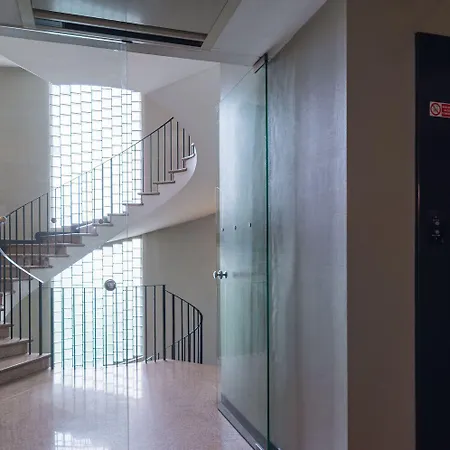 Duomo Deluxe 4* Milan