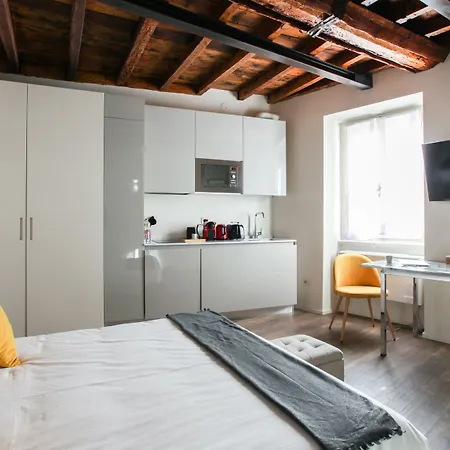 Heart Duomo Colonne מילאנו