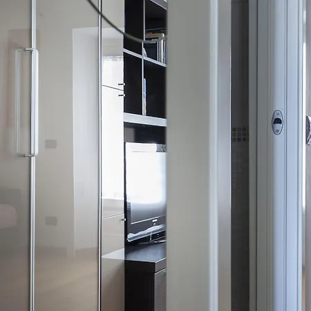 Italianway Easy - Baiamonti 1 *