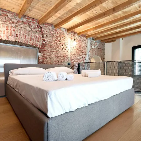 Isola Stylish Loft In Apartmán *