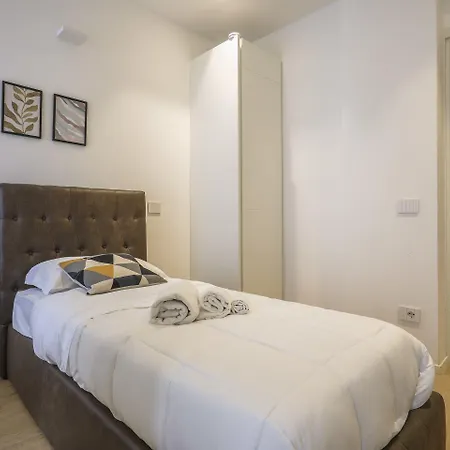 Luxury Gem-hosted By Sweetstay מילאנו