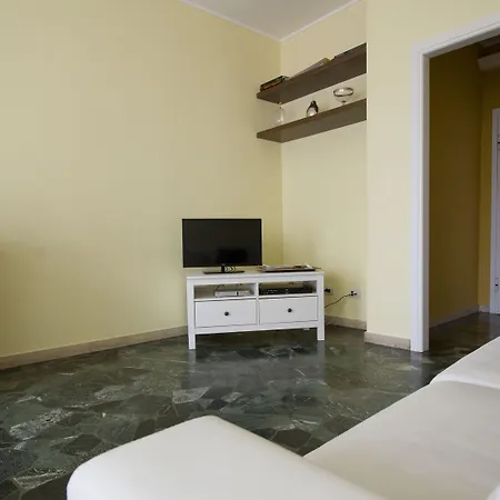 Apartman Italianway Easy - Bonnet 5 *