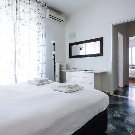 Italianway Easy - Bonnet 5 Apartman
