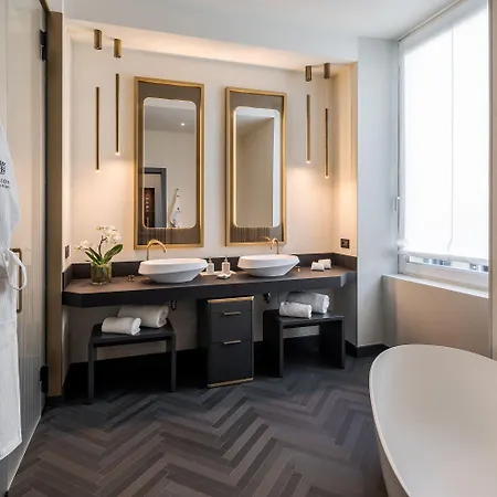Casa Baglioni - The Leading Of The World Milano