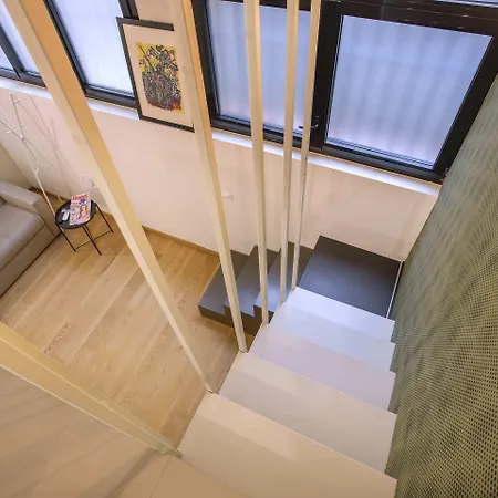 Modern Loft In Porta Venezia Apartamento