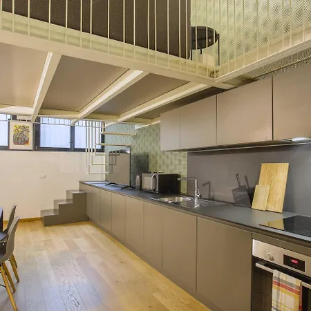 Modern Loft In Porta Venezia Milano