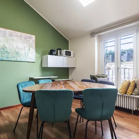 Easyhomes Duomo View