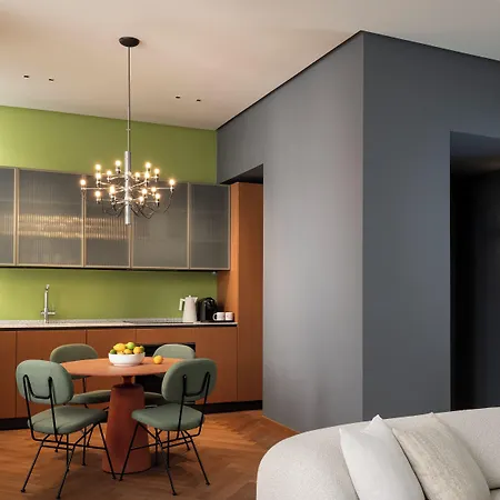 Domya - Manzoni 25 Milano