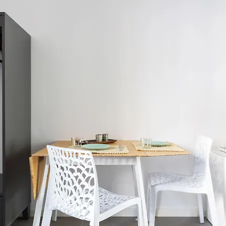 Anfossi Master Guest * ميلان