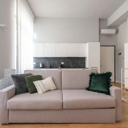 Easyhomes - Botta Милан