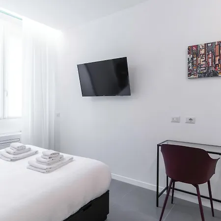 Italianway Comfort - Taramelli 60 Milánó